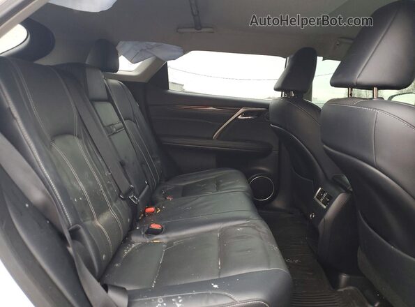 2T2BZMCA4KC186883 2019 LEXUS RX White Вид задньої частини салону