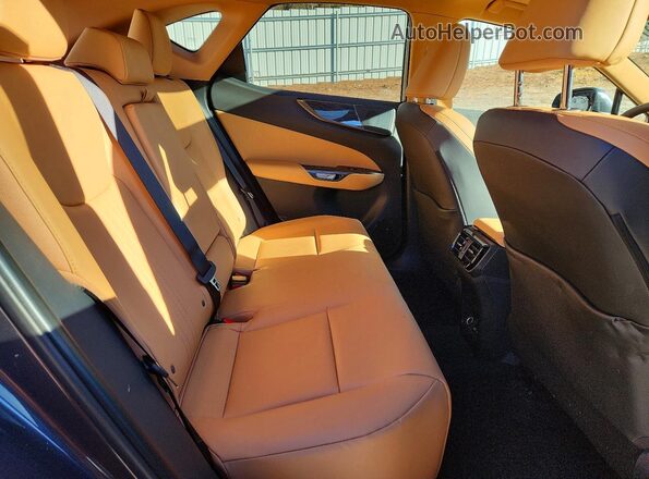 2T2GGCEZ1TC094821 2026 LEXUS NX Gray Вид задньої частини салону