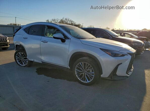 2T2GGCEZ2SC085625 2025 LEXUS NX White Front right