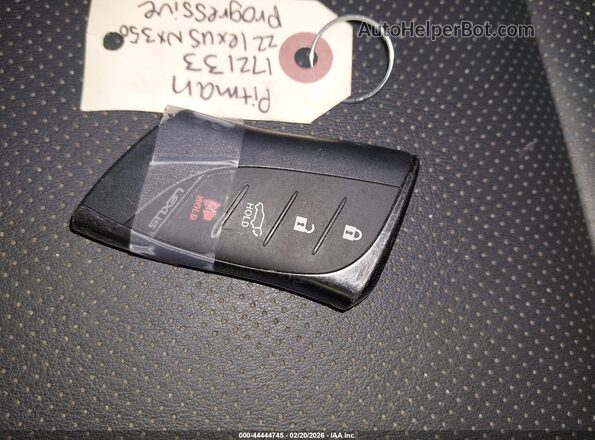 2T2GGCEZ3NC009612 2022 LEXUS NX 350 Серый Вид панели приборов