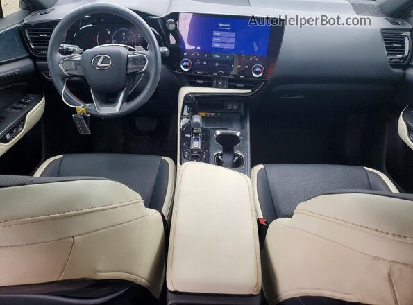 2T2GGCEZXNC003631 2022 LEXUS NX White Vista del salpicadero