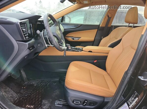 2T2GKCEZ6SC050066 2025 LEXUS NX Black Widok wnętrza z przodu