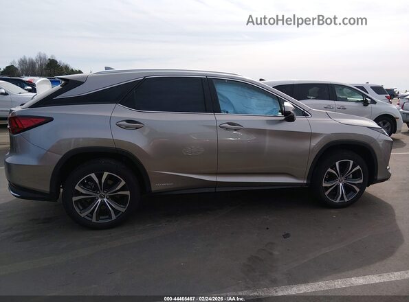 2T2HGMDA7NC081757 2022 LEXUS RX 450H Серебряный Вид задней части салона