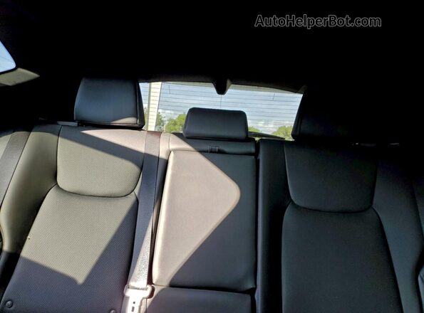 2T2KGCEZ0TC097316 2026 LEXUS NX Gray Widok tylnych siedzeń