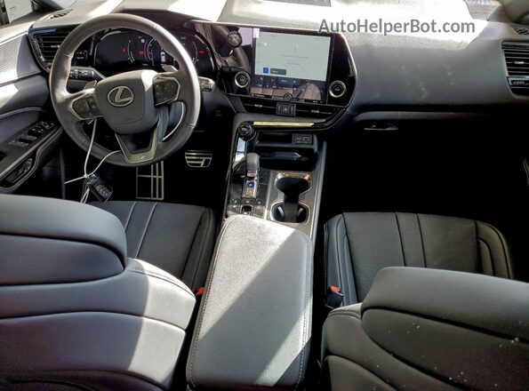 2T2KGCEZ0TC097316 2026 LEXUS NX Gray Widok deski rozdzielczej