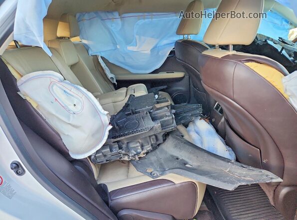 2T2ZZMCA7HC083173 2017 LEXUS RX Белый Вид задней части салона