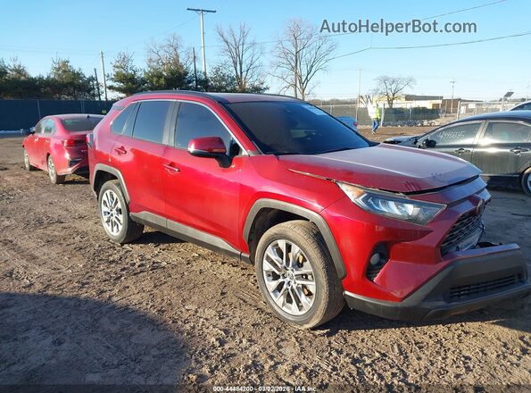 2T3A1RFV4MW241778 2021 TOYOTA LE Красный Передняя правая четверть