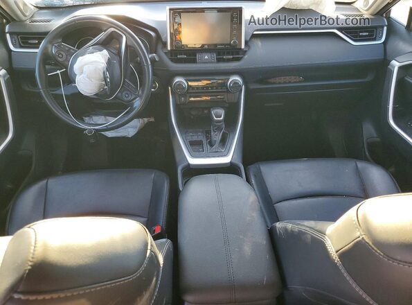 2T3C1RFV3KC008126 2019 TOYOTA LE Угольный Вид панели приборов