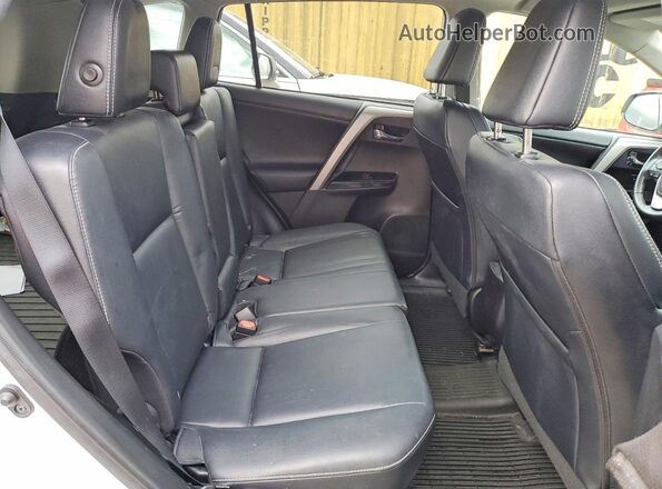 2T3DFREV8HW563300 2017 TOYOTA LIMITED Белый Вид задних сидений