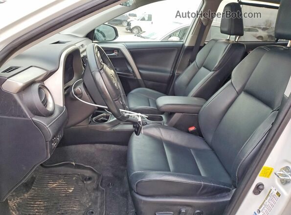 2T3DFREV8HW563300 2017 TOYOTA LIMITED Белый Вид салона спереди