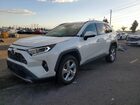 2019 Toyota Rav4 Limited White vin: 2T3DWRFVXKW010170