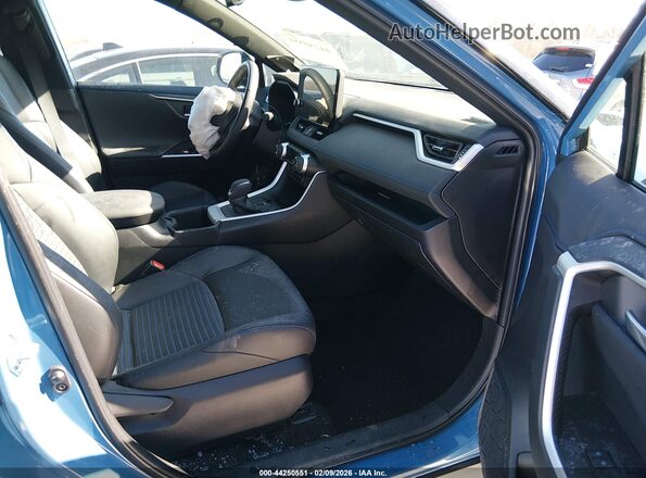 2T3E6RFV3PW043572 2023 TOYOTA RAV4 HYBRID Синий Вид салона спереди