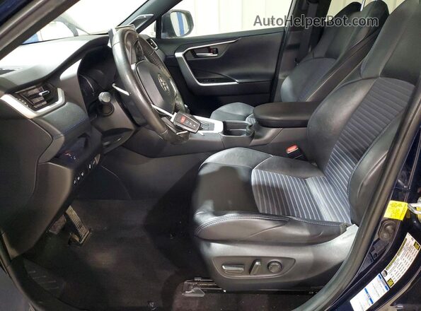 2T3E6RFV5MW025036 2021 TOYOTA RAV4 Blue Widok wnętrza z przodu