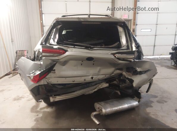 2T3E6RFV6RW078061 2024 TOYOTA RAV4 HYBRID Серебряный 