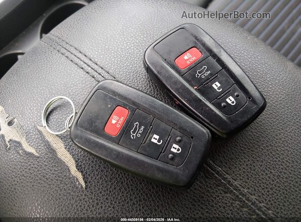 2T3EWRFV9KW040751 2019 TOYOTA RAV4 HYBRID White Widok deski rozdzielczej