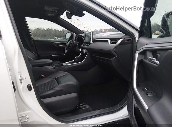 2T3EWRFV9KW040751 2019 TOYOTA RAV4 HYBRID White Widok wnętrza z przodu