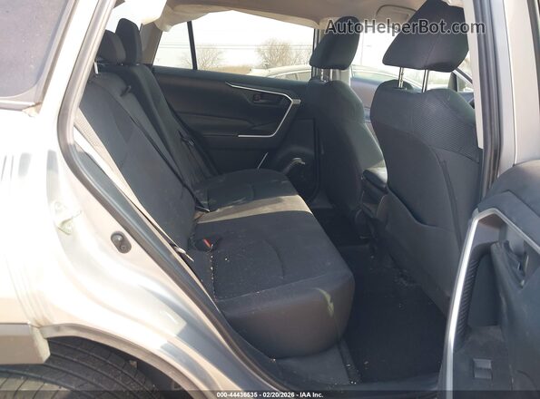 2T3H1RFV1KW017668 2019 TOYOTA LE Silver Widok naklejki z numerem VIN