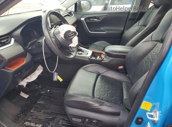 2T3J1RFV6LC113770 2020 TOYOTA RAV4 Синий Вид салона спереди