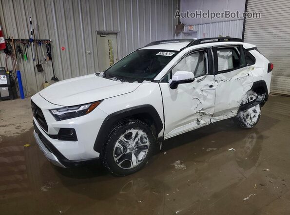 2T3J1RFV8RW465515 2024 TOYOTA RAV4 White Przód lewy