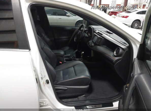 2T3JFREV5GW419284 2016 TOYOTA RAV4 Белый Вид салона спереди
