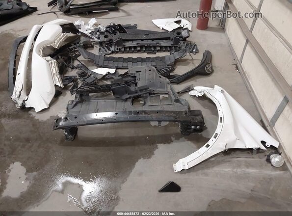 2T3JFREV5GW419284 2016 TOYOTA RAV4 Белый 