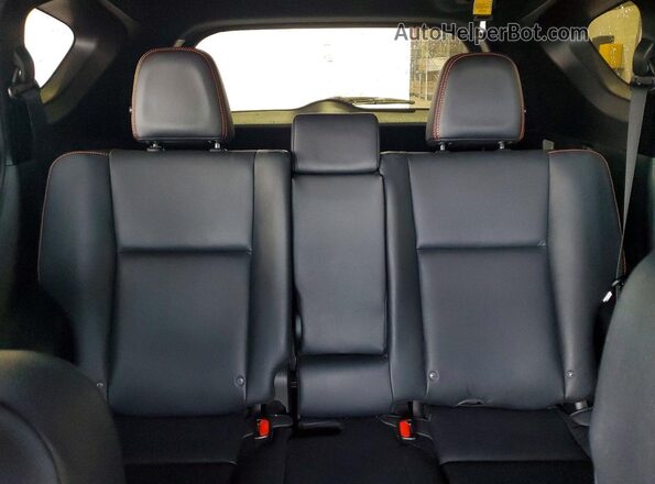2T3JFREV7HW574341 2017 TOYOTA RAV4 White Widok tylnych siedzeń