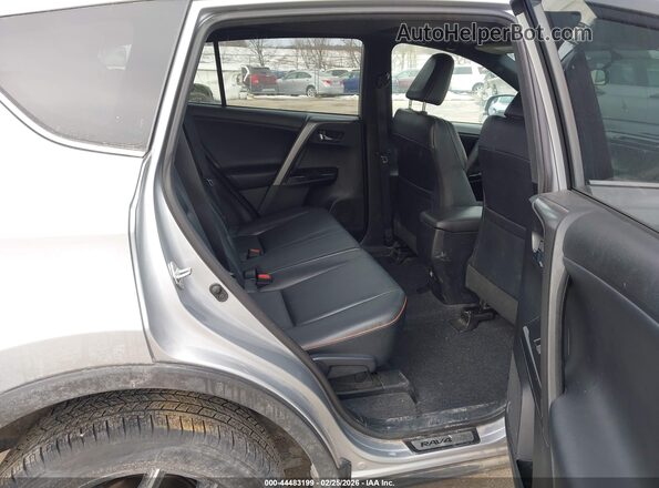 2T3JFREVXGW480632 2016 TOYOTA RAV4 Silver VIN կոդի պիտակի տեսք