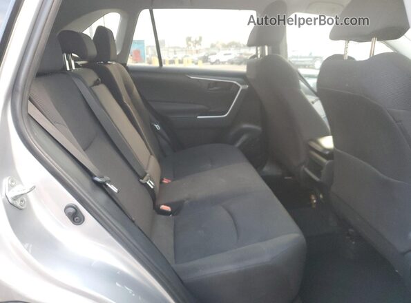 2T3K1RFV4KC012908 2019 TOYOTA LE Silver Vista interior trasera