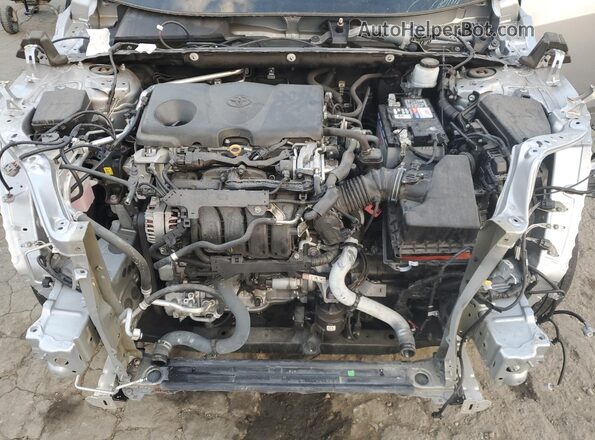 2T3K1RFV4KC012908 2019 TOYOTA LE Silver Vista del compartimento del motor