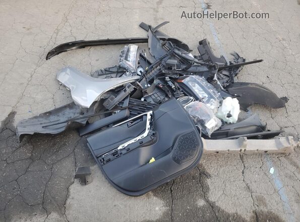2T3K1RFV4KC012908 2019 TOYOTA LE Silver Vista de la etiqueta del VIN