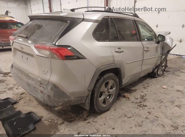 2T3P1RFV4RW471970 2024 TOYOTA LE Серебряный Задняя правая четверть