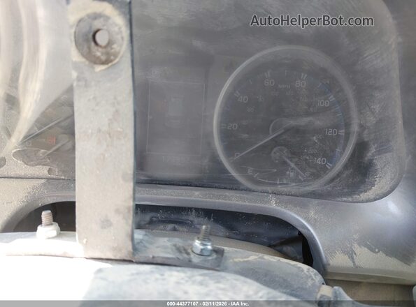 2T3RFREVXGW537088 2016 TOYOTA LE Серебряный Вид задних сидений