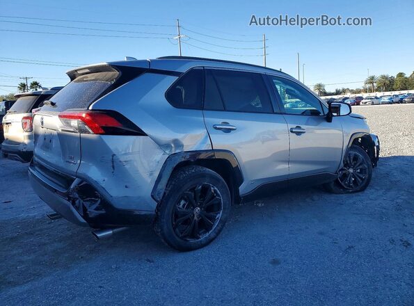 2T3T6RFV6NW036281 2022 TOYOTA RAV4 Серебряный Задняя правая четверть