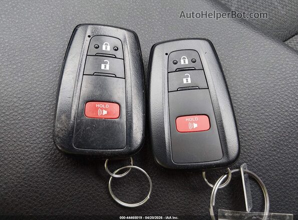 2T3UWRFV9SW252884 2025 TOYOTA RAV4 HYBRID Черный Вид панели приборов