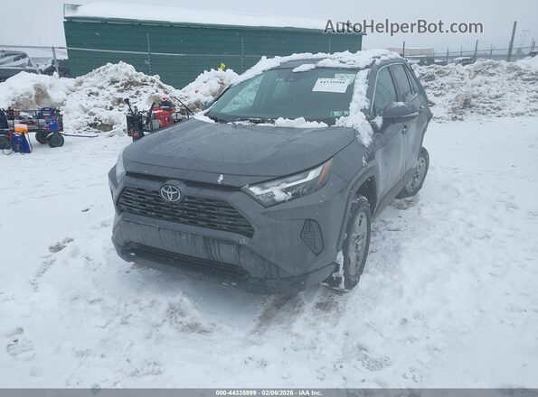 2T3W1RFV9RC290957 2024 TOYOTA LE Серый Передняя левая четверть