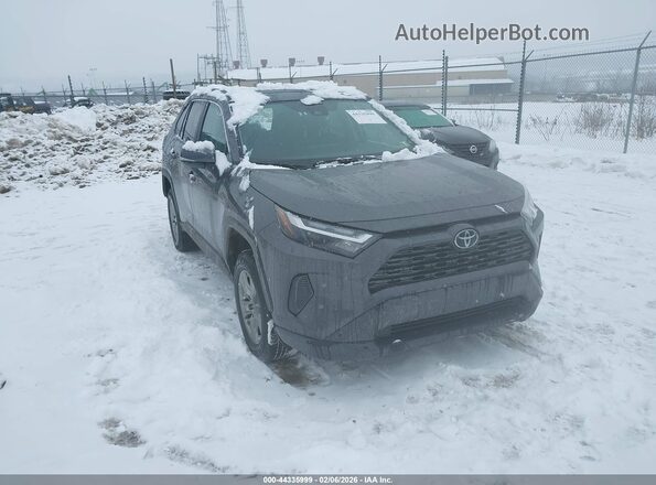 2T3W1RFV9RC290957 2024 TOYOTA LE Серый Передняя правая четверть