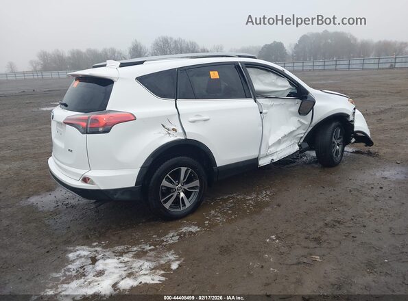 2T3WFREV2JW422074 2018 TOYOTA LE White Trasero derecho