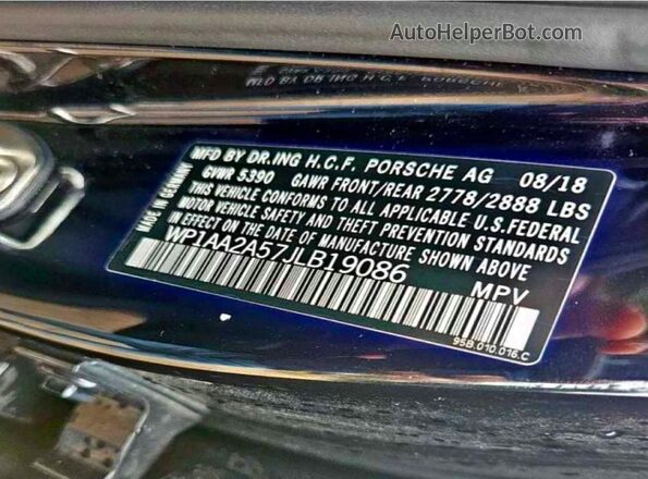WP1AA2A57JLB19086 2018 PORSCHE MACAN Silver Widok wnętrza z tyłu