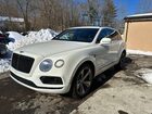 2019 Bentley Bentayga Белый vin: SJAAM2ZV1KC026676