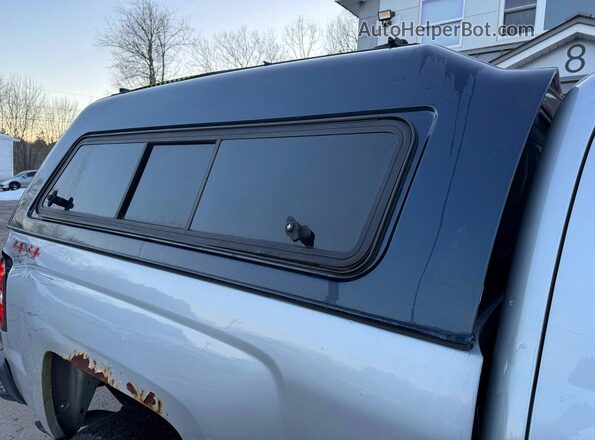 1GCVKNEH9GZ351751 2016 CHEVROLET SILVERADO Серебряный Вид подкапотного пространства
