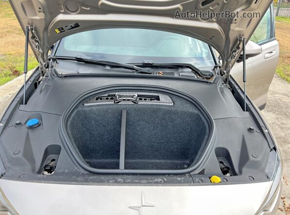 YSMFE3KA6RL239071 2024 POLESTAR 2 Cream Widok deski rozdzielczej