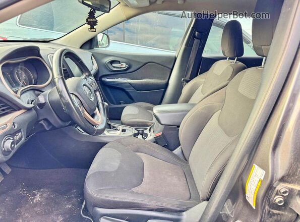 1C4PJLCB4HW508135 2017 JEEP CHEROKEE Серый Вид подкапотного пространства