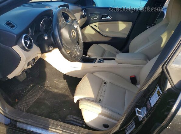 WDDSJ4EB2JN563648 2018 MERCEDES-BENZ CLA-CLASS Black Առջևի վահանակի տեսք