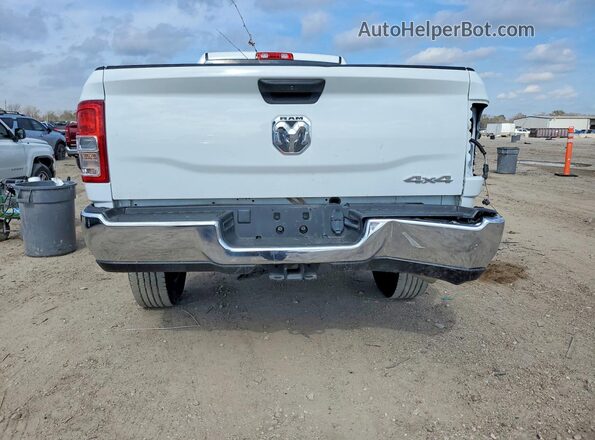 3C6UR5HJ1RG154959 2024 RAM 2500 Белый Вид салона спереди