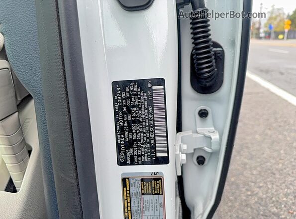 KMUHEESCXSU269592 2025 GENESIS GV80 Белый Вид задней части салона