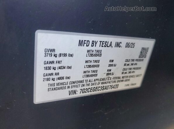 7G2CEGEC3SA076420 2025 TESLA CYBERTRUCK Silver Vista de la etiqueta del VIN