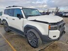 2025 Toyota Land Cruiser Base Белый vin: JTEABFAJ3SK039080