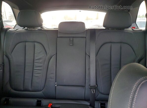 5UXCR4C05LLW63894 2020 BMW X5 White Vista interior trasera
