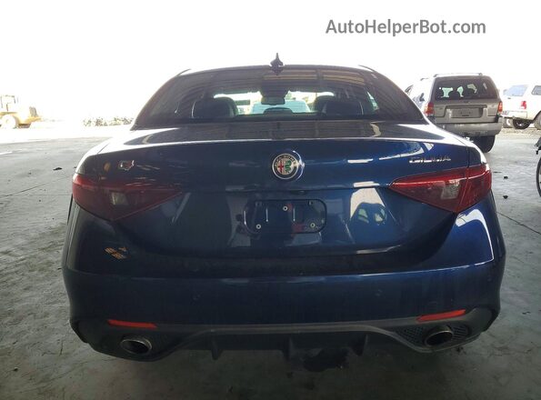 ZARFAEEN3H7530089 2017 ALFA ROMEO GIULIA Синий Вид салона спереди