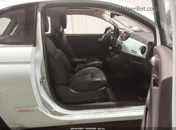 3C3CFFCR9HT515381 2017 FIAT 500 Light Blue Front interior view